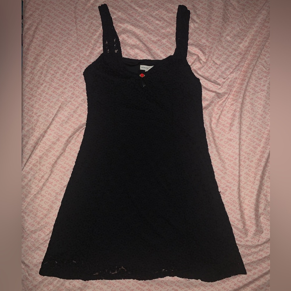 Aeropostale Black Textured Top with Red Accent